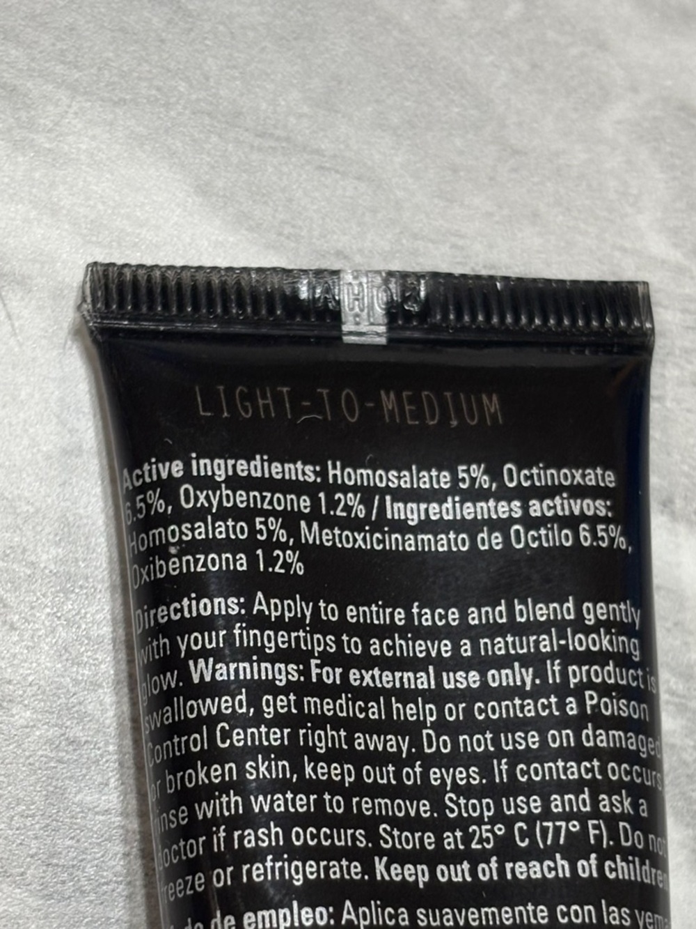 Mary Kay Light to Medium CC Cream - Picture 2 of 6